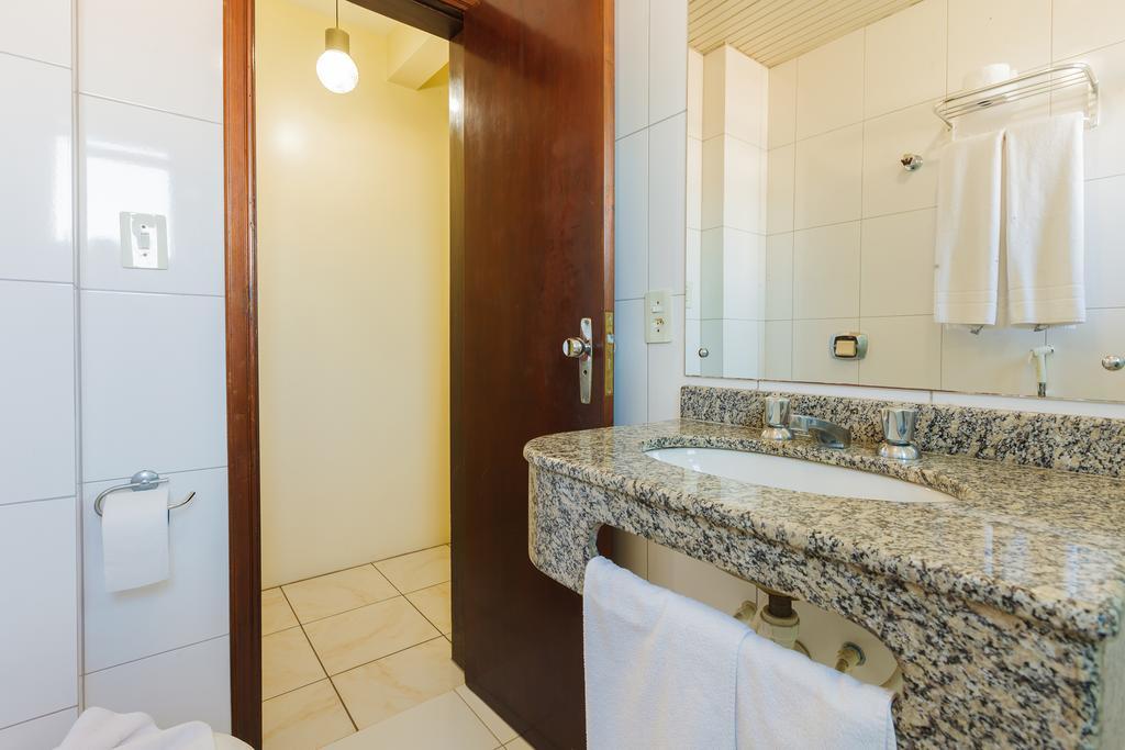 Tri Hotel Florianopolis Exterior photo