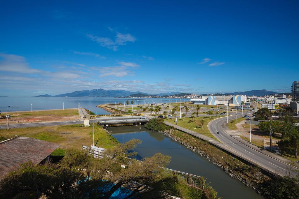 Tri Hotel Florianopolis Exterior photo